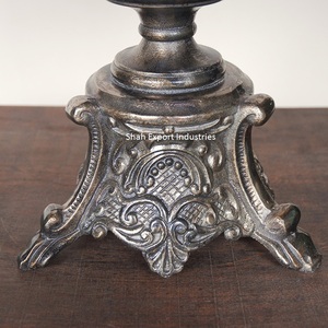 Amazing <b>gold</b> Tabletop Metal <b>Flower</b> Vase Embossed tripod base Wedding Decoration Centerpiece <b>Flower</b> Vase Event Parties Supplier - Product Image 5