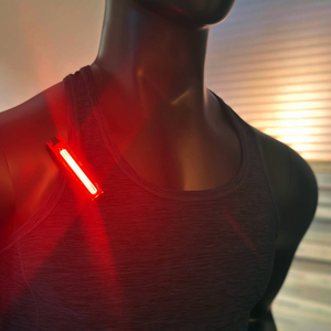 ไฟวิ่ง LED รุ่นใหม่ปี 2025 ชาร์จผ่าน USB ได้ มาตรฐาน IPX4 ควบคุมด้วยระบบสัมผัส ได้รับการรับรองมาตรฐานความปลอดภัย CE ไฟวิ่งแบบแสงบริสุทธิ์ - Product Image 6