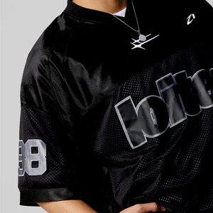 เสื้อเจอร์ซีย์อเมริกันฟุตบอลทรงหลวมแบบตาข่าย OEM สไตล์สตรีทแวร์โอเวอร์ไซส์ สีดำ สำหรับทีมกีฬา รับผลิตเสื้อผ้าพร้อมโลโก้ตามสั่ง - Product Image 6