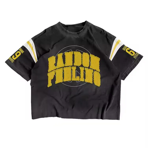 เสื้อยืดทรงบ็อกซี่แฟชั่นสำหรับผู้ชาย ทรงครอป ไหล่ตก เนื้อผ้าระบายอากาศสบายๆ ผ้าฝ้าย 100% เสื้อยืดทรงบ็อกซี่ - Product Image 1