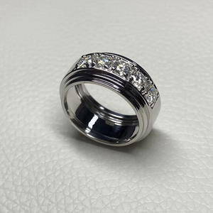 Anillo de Hombre CONCEPTION de Plata 925 con Diamante Moissanite de Corte Brillante Redondo para Regalo de Aniversario - Product Image 1