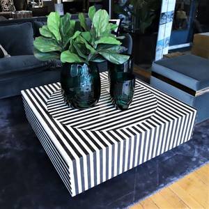 Round Green Bone Inlay Accent Table - Product Image 4