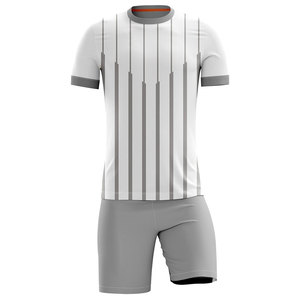 Ensembles d'uniformes de football d'entraînement imprimés, respirants, légers, à séchage rapide, avec impression par transfert thermique personnalisée - Product Image 6