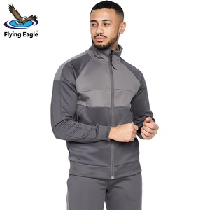 Survêtement personnalisé pour homme, ensemble de jogging respirant et léger pour la course et l'entraînement, fabriqué par le fabricant - Product Image 4