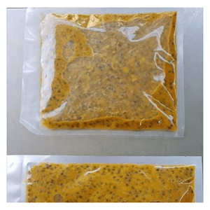 Puré de maracuyá con semillas, congelado IQF, elaborado con pulpa de maracuyá madura para mezclas de bebidas, smoothies y postres. - Product Image 6