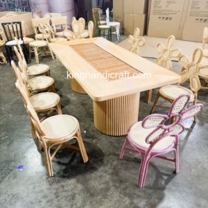 Silla Infantil de Ratán Hecha a Mano de Primera Calidad para Alquiler, para Bodas, Eventos, Fiestas de Cumpleaños, Muebles para Preescolar - Product Image 5