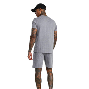 Ensemble de t-shirts pour hommes à logo personnalisé, décontractés, respirants, à séchage rapide, sublimation, nouvelle arrivée, couleur unie, ensemble deux pièces - Product Image 5