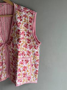 Floral <b>Quilted</b> Cotton Vest V-Neck Sleeveless Women's <b>Jacket</b> Summer Wear with Pockets Printed <b>Pattern</b> Regular Length GIFT FOR HER - Product Image 5