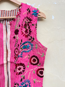 Chaleco/Chaqueta Corta Reversible Acolchada de Algodón 100% Hecha a Mano en India, Ecológica, Estilo Boho para Festivales - Product Image 3