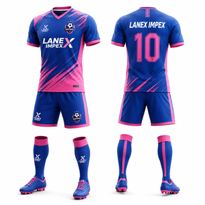 Ensemble d'uniformes de football personnalisés de haute qualité pour hommes, noir, 100 % polyester, séchage rapide, maillot et short de football professionnels, sublimation pour équipe - Product Image 5