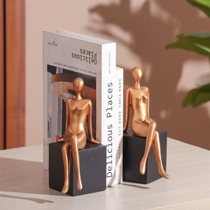 Modern design cast aluminum seated human figurine with wooden base bookend set black and gold decorative book holder - Product Image 2