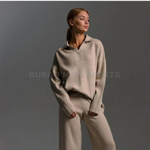 Ensemble de salon rayé 2 pièces pour femmes, haut à manches longues boutonné et pantalon à cordon de serrage - Product Image 3