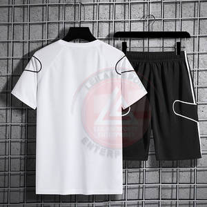 Ensemble de shorts décontractés pour hommes respirants fabriqués au Pakistan, couleur unie, logo imprimé personnalisé, tissu 100% coton - Product Image 2