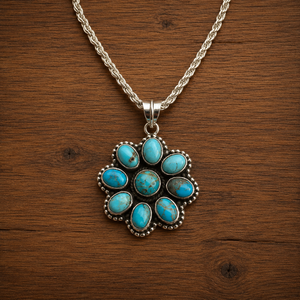 Collar de Plata Hecho a Mano con Colgante de Turquesa, Estilo Vaquero del Suroeste, Joyería Boho Occidental para Mujer, Regalo - Product Image 6