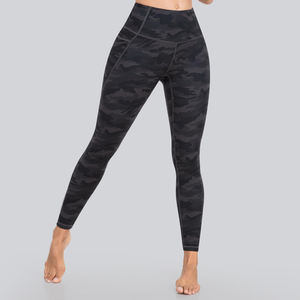 Leggings de yoga elásticos con logo personalizado para mujer, ropa de gimnasio de alta calidad, leggings de yoga para mujer con MOQ bajo. - Product Image 5