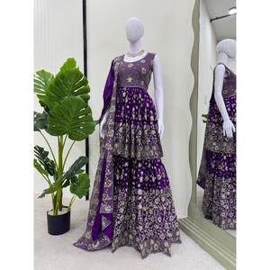 Conjunto de traje XL de diseñador con trabajo de hilo y secuencia - Product Image 3