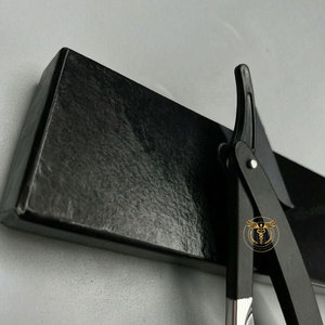 Navaja de Afeitar Profesional Plegable de Acero Inoxidable, Navaja de Barbero con Cuchillas Reemplazables, Mango de Metal Resistente - Product Image 4