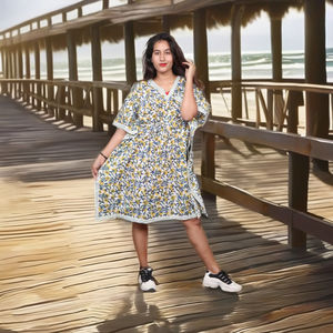 Nouvelle Arrivée : Kaftans Courts de Créateur Arabe Longueur Genou pour Femme, Robe de Plage et de Vacances en Coton Imprimé Floral à Taille Naturelle - Product Image 2