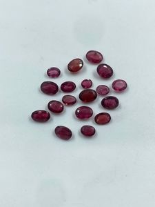 Spinelle rouge naturelle de haute qualité, 5,85 carats, 18 pierres ovales brutes pour la fabrication de bijoux - Product Image 5