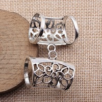 Penjepit Syal Motif Bunga Terawang 33x28x22mm Perak Antik Paduan Seng dengan Lubang Gantung untuk Selendang