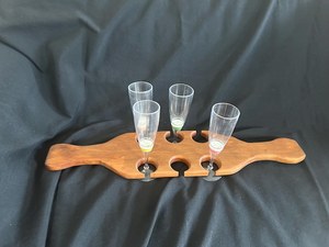 Organisateur de verres à vin en bois et plateau de service pour les soirées cocktails et les divertissements à domicile - Product Image 4