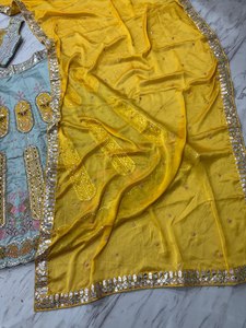 Lehenga Choli en satin traditionnel indien pakistanais de créateur, 3,5 mètres, coupe évasée, séchage rapide, protection solaire pour l'été, idéal pour Diwali et les mariages - Product Image 2