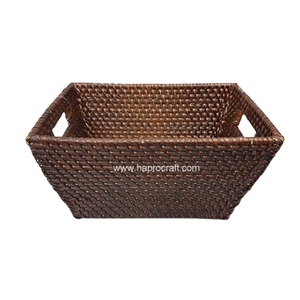 Cesta de mimbre de plástico hecha a mano con asas Venta caliente Cesta de almacenamiento de ratán para la organización del hogar de la cocina - Product Image 1
