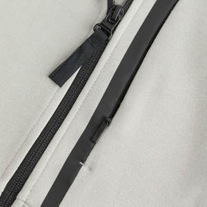 Chaqueta con Capucha y Cierre para Hombre, Color Gris Claro, Informal, Forrada de Punto, Softshell, Ropa de Invierno - Product Image 2