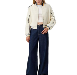 Vestes Courtes de Style Universitaire pour Femmes, Blousons Varsity Personnalisables à Manches Longues avec Broderie de Lettres en Chenille - Product Image 3