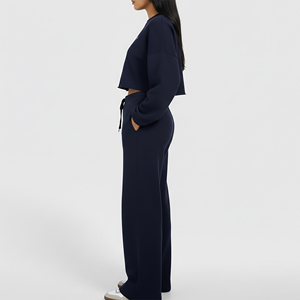 OEM/ODM Conjunto Deportivo de 2 Piezas para Mujer, de Alta Calidad, Informal, con Bordado de Encaje, Top Regular y Pantalones Deportivos de Corte Regular, Personalizado - Product Image 2