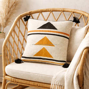 Funda de Almohada Boho Kilim con Patrón de Flechas Tribales para Sala de Estar, Decoración del Hogar de Estilo Suroeste y Ecléctico - Product Image 4