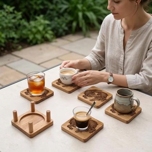 Juego de Posavasos de Madera Hechos a Mano con Diseño de Cocodrilo, Cuadrados, Rústicos, con Acabado de Madera Natural, Artesanía Tradicional, 10 cm de Diámetro - Product Image 4