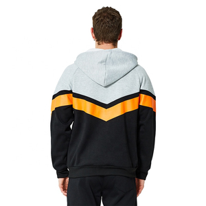 Une usine OEM fabrique des ensembles de survêtements en coton pour hommes en gros, avec des prix directs d'usine. - Product Image 3