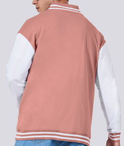 เสื้อแจ็คเก็ตบอมเบอร์คอตั้งปักโลโก้แบบกำหนดเอง แนววินเทจลำลองสไตล์ฮิปฮอป แขนเสื้อผ้าโพลีเอสเตอร์/คอตตอน  แบบวาร์ซิตี้ - Product Image 4