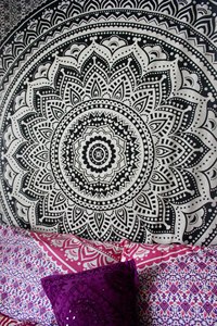 Tapiz personalizado grande, tapiz ombré, mandala indio, arte de pared hippie, colgante de pared bohemio, colcha multiusos. - Product Image 3