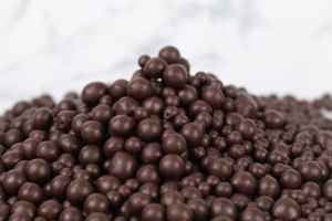 Meilleur Prix Fournisseur Grossiste Exportateur Chocolat Composé pour Décoration de Gâteaux HALAL OEM/ODM Boules Croustillantes au Caramel et au Chocolat Cacao - Product Image 4