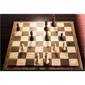 Jeu d'échecs Staunton en bois artisanal professionnel avec grand plateau pliable, pièces d'échecs en noyer et érable de qualité supérieure, jeu d'échecs - Product Image 1