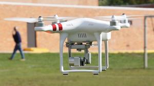โดรน PHANTOM 3S มือสองคุณภาพสูง กล้อง 2.7K HD สำหรับถ่ายภาพทางอากาศ ระยะบิน 6 กม. โครงสร้างอลูมิเนียมอัลลอยด์ วัสดุพลาสติกอย่างดี - Product Image 2