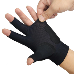 Guantes de Snooker Cómodos, Personalizables en Talla y Color, Servicio OEM/ODM, Guantes de Billar Transpirables de Una Mano, Teñidos en Color Liso - Product Image 2