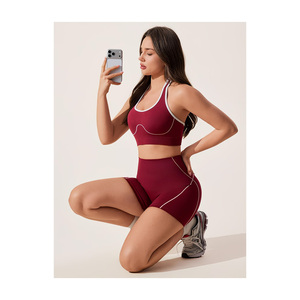 Ensemble de yoga léger 2 pièces : short d'été et soutien-gorge de sport respirant – Créez votre propre design personnalisé pour l'entraînement en salle et la course à pied - Product Image 5