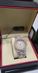 นาฬิกาข้อมือสแตนเลสสตีลอัตโนมัติรุ่นลิมิเต็ดอิดิชั่นสุดหรูสไตล์ฮิปฮอป ประดับเพชร เหมาะสำหรับใส่ทำงานประจำวันและส่งออก - Product Image 2