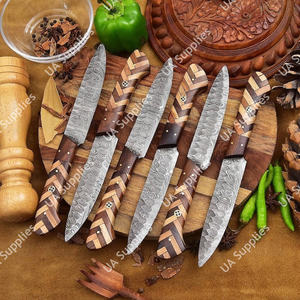 Couteau de cuisine professionnel en acier Damas forgé à la main, motif torsadé, manche en bois, ultra-affûté 58 HRC, pour usage quotidien, gastronomique et barbecue - Product Image 5