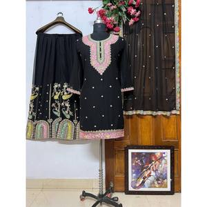 Salwar Kameez en polyester de créateur - Haut, bas et dupatta pour tenue de soirée - Product Image 1