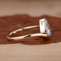 Anillo de compromiso de plata con corte de pera, solitario moderno, diamante cultivado en laboratorio, 3g-6g, unisex, para fiesta