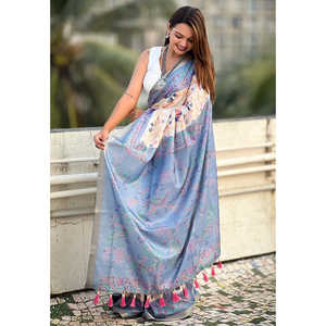 Traje de Fiesta de Seda Tussar Sky con Estampado Kalamkari y Borde Tejido con Zari de Elite Weaves - Product Image 3