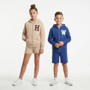 ชุดเสื้อฮู้ดมีซิปสำหรับเด็กหญิงและเด็กชาย เสื้อฮู้ดและกางเกงขาสั้นเข้าชุด เนื้อผ้านุ่ม น้ำหนักเบา สวมใส่สบาย เสื้อผ้าลำลองทันสมัยสำหรับทุกวัน - Product Image 2
