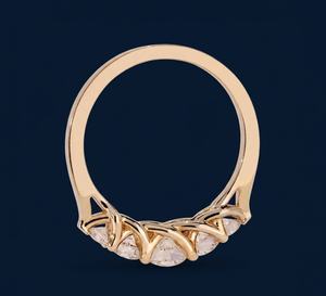 Bague de fiançailles classique à cinq pierres en diamant de laboratoire 0,86 CT VVS2 couleur F, or 14 carats plaqué rhodium, options jaune/rose - Product Image 4