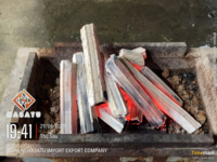 Briquettes de charbon de bois de sciure de bois pour barbecue avec faible teneur en cendres (jusqu'à 6 % de cendres), valeur calorifique de 7500 Kcal/kg, Can Tho, pour grillades professionnelles
