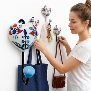 Crochet mural en céramique fait main Ba avec motif floral, style vintage, crochet simple pour vêtements - Product Image 4