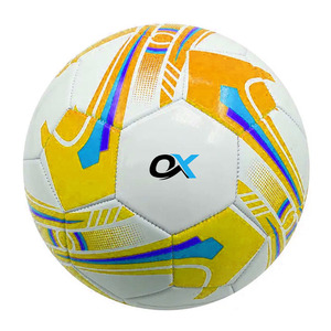 Ballon de football d'entraînement en cuir PU de haute qualité pakistanais OXVA INDUSTRIES, taille 5, 400-450g, pour les sports d'équipe, utilisation en extérieur et en intérieur - Product Image 2